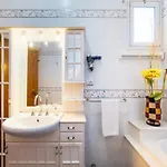 Bed & Breakfast Controvento Sea View 4*
