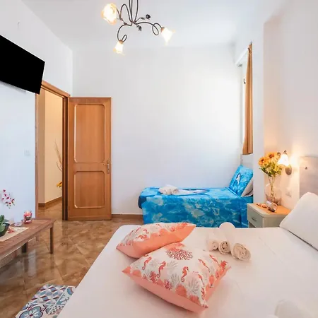 Controvento Sea View Порто-Чезарео
