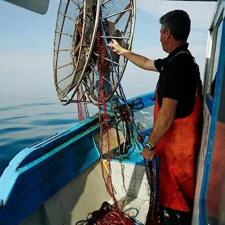 Controvento Sea View Отель типа 