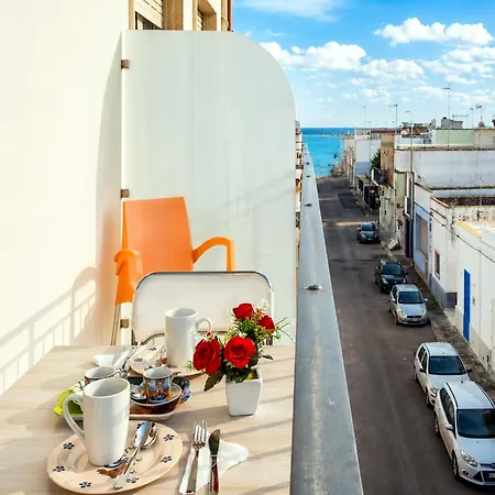 Controvento Sea View Порто-Чезарео