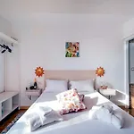 Controvento Sea View 4*