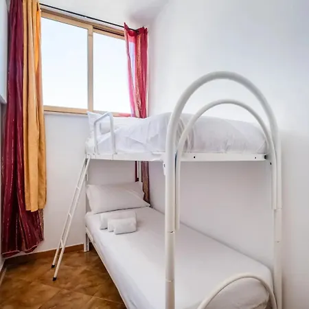 Controvento Sea View 4*