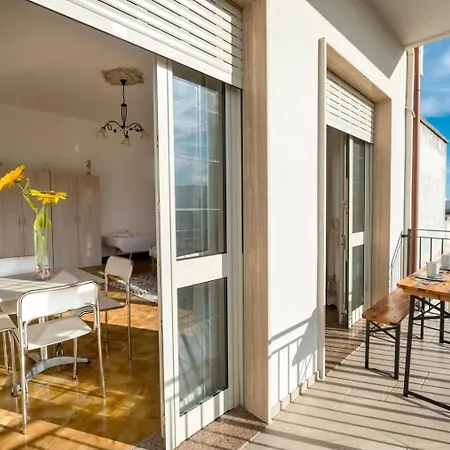 Controvento Sea View Bed and breakfast