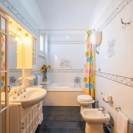 Controvento Sea View 4*