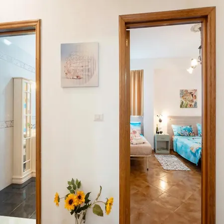 Bed and breakfast Controvento Sea View 4*