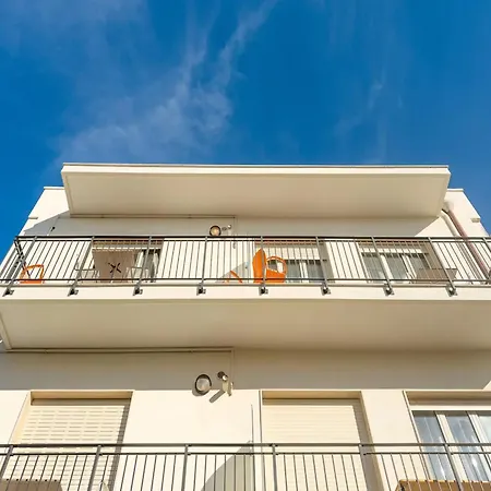 Controvento Sea View B&B 4*