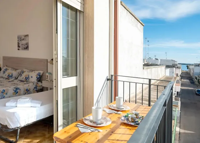Bed and Breakfast Controvento Sea View