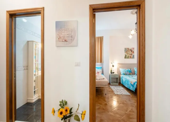 Bed and Breakfast Controvento Sea View 4*