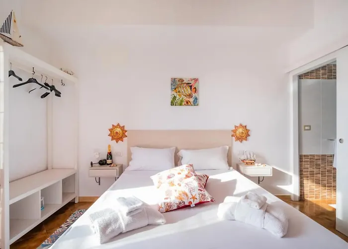 Controvento Sea View Bed and Breakfast 4*